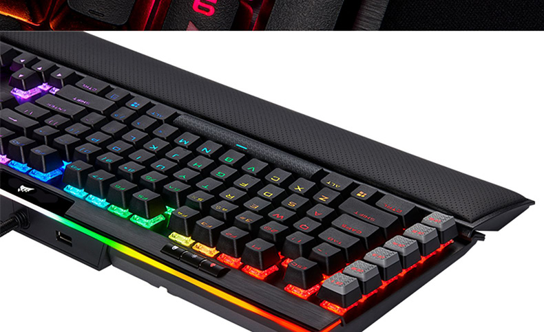 海盗船 Gaming K95 RGB Platinum Gunmetal 键盘 MX Speed
