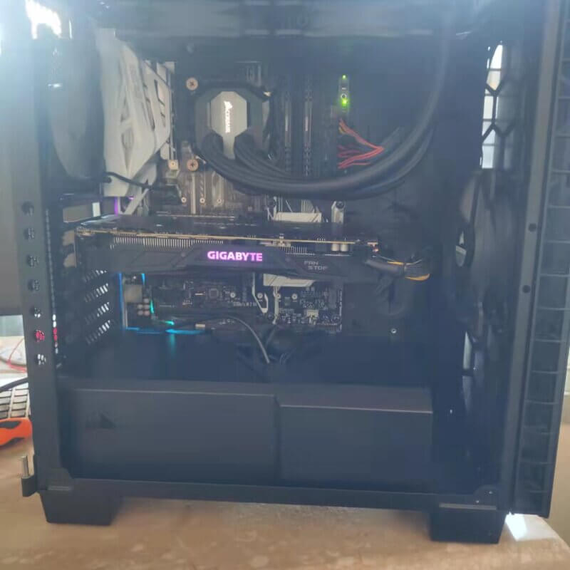 【已售】i7-7700k 1080显卡 16gb内存 240GB-SSD + 1tb西数机械蓝盘