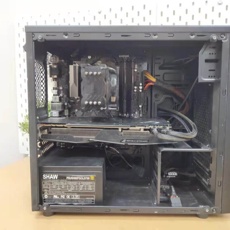超高性价比整机 i5-9400F GTX1080 16GB内存 240GB SSD